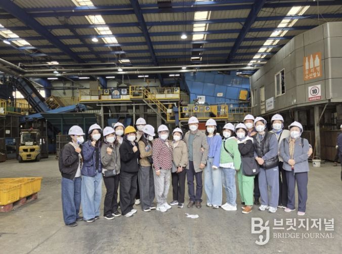 시흥시 목감동 통장협의회, 환경미화타운·도시정보통합센터 현장견학 실시