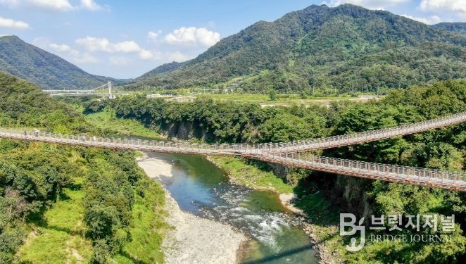 한탄강 Y자출렁다리