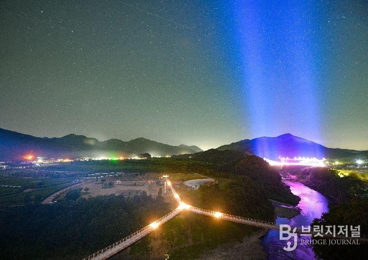 한탄강 Y자출렁다리(야경)