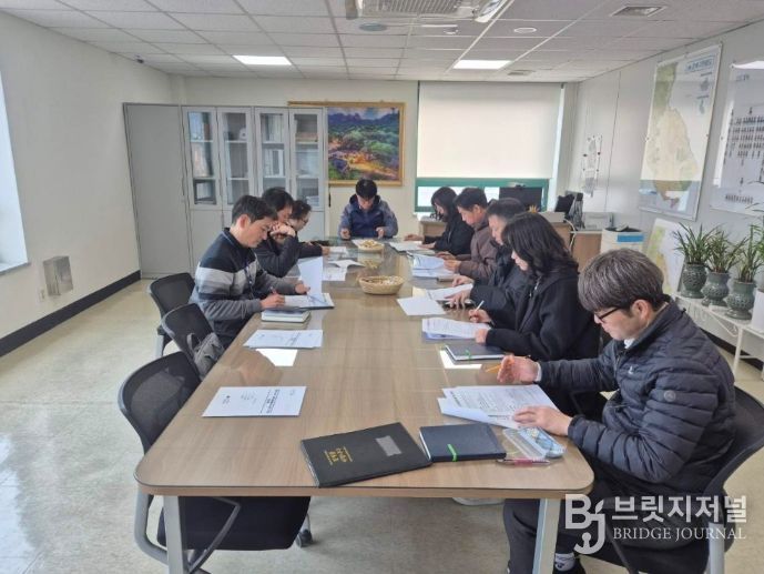 지난 3월 제1차 하천∙계곡 불법점용시설 정비 TF회의가 진행됐다.