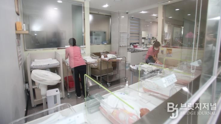 공공산후조리원 신생아실 모습