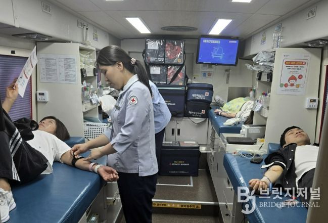 과천시, 시청에서 직원 참여 헌혈 행사 가져