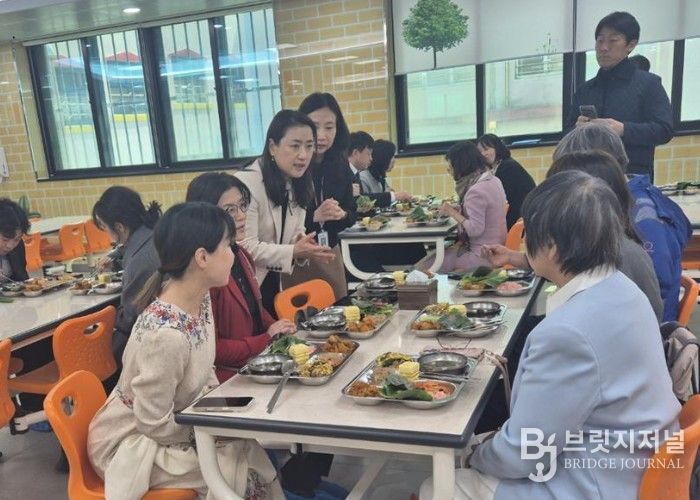 화성오산교육지원청, 자율선택급식 우수사례 일본 방문단에 소개