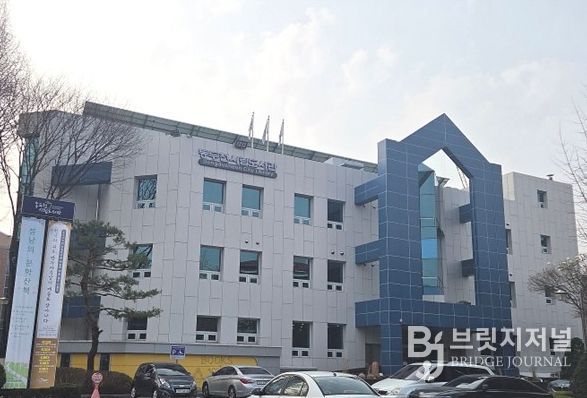 동두천시, 시니어가 전하는 따뜻한 책 이야기 '은빛독서나눔' 운영