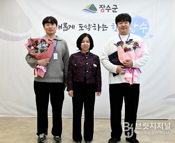 장수군, 민원후견인제 및 민원처리단축 우수공무원 시상