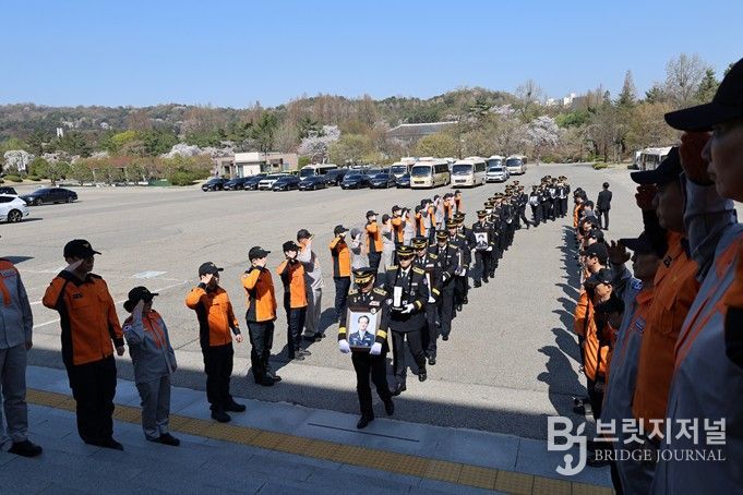 합동 안장식(현충관 영현 입장)