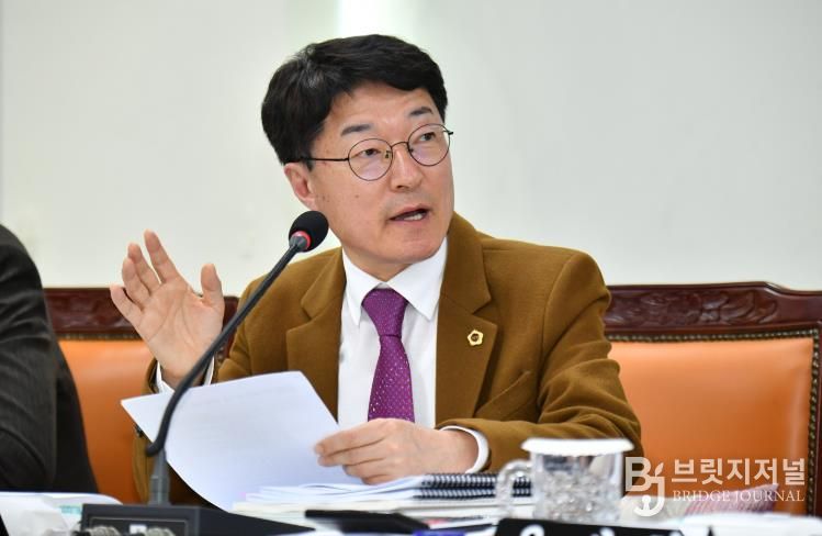 김순택 경상남도의원, ‘고령 농아인 지원체계 강화’ 건의안 상임위 통과