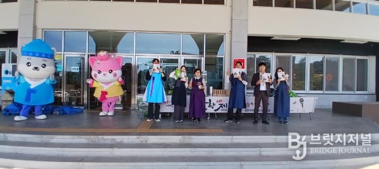 캠퍼스에서 울려퍼진 '춘향의 멋' 대학생들이 축제를 완성하다