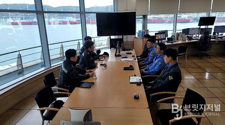 울산해경, 국가중요시설 해상 보안태세 강화를 위한 울산항VTS 방문