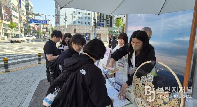 거제시, 아동학대 예방과 생명존중 거리 캠페인
