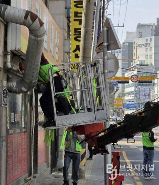 수원시 팔달구, 여름철 풍수해 대비 옥외광고물 특별 안전 점검 실시